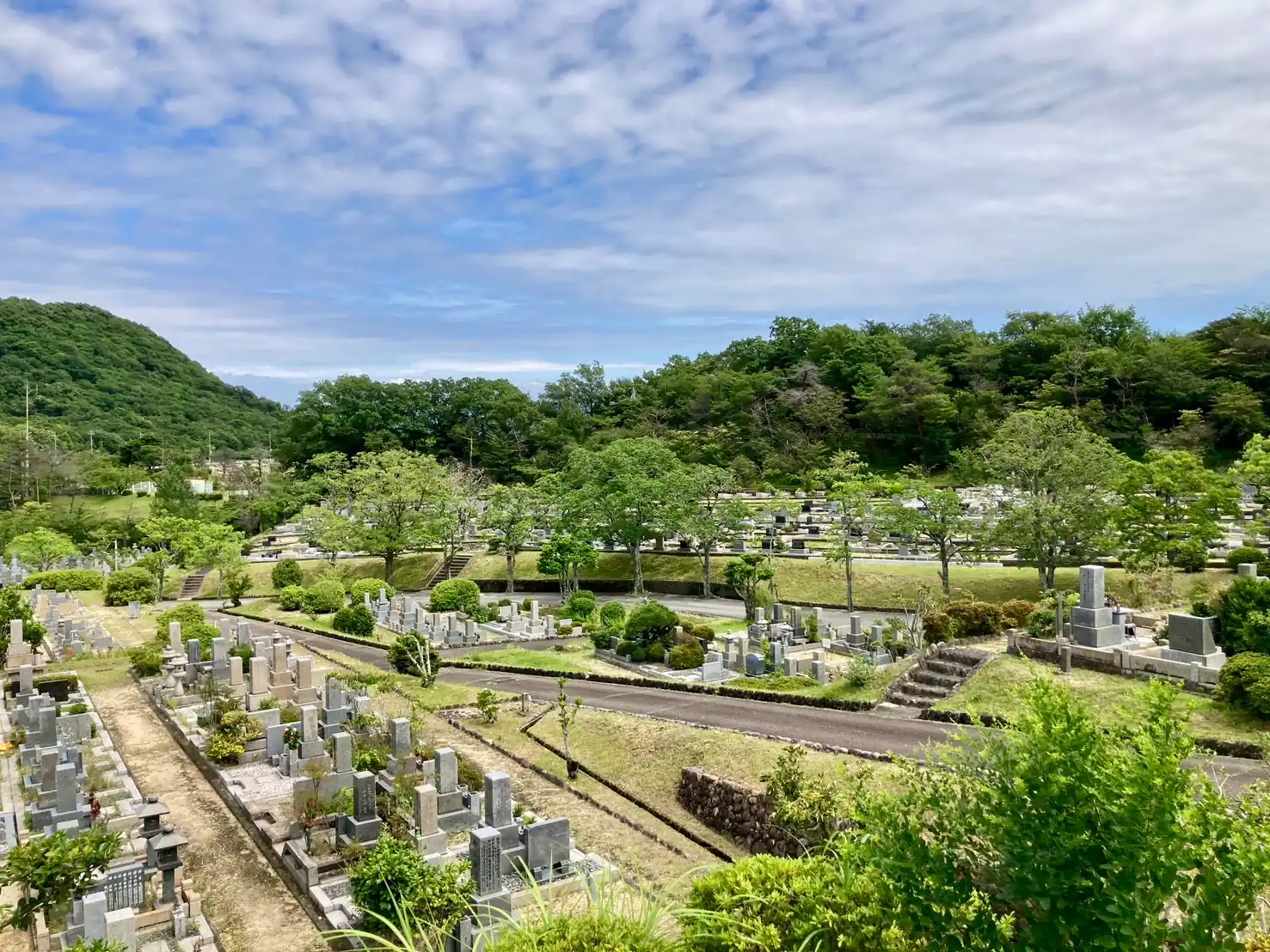 西宮市の甲山墓園
